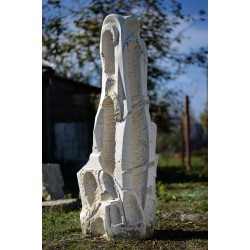 Arcade - sculptură în piatră, artist Liviu Bumbu